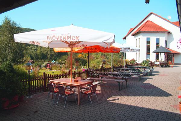 Hotel Fasold Sulzfeld  Экстерьер фото