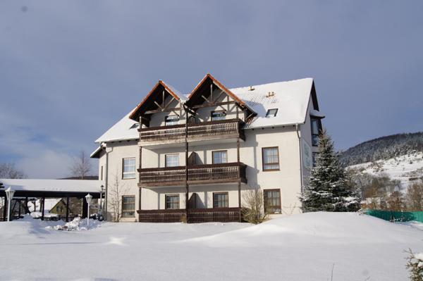 Hotel Fasold Sulzfeld  Экстерьер фото
