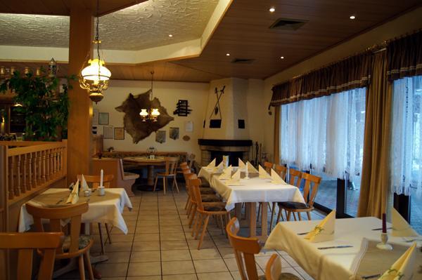 Hotel Fasold Sulzfeld  Экстерьер фото