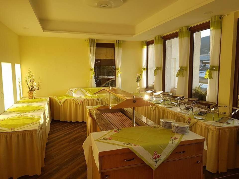 Hotel Fasold Sulzfeld  Экстерьер фото